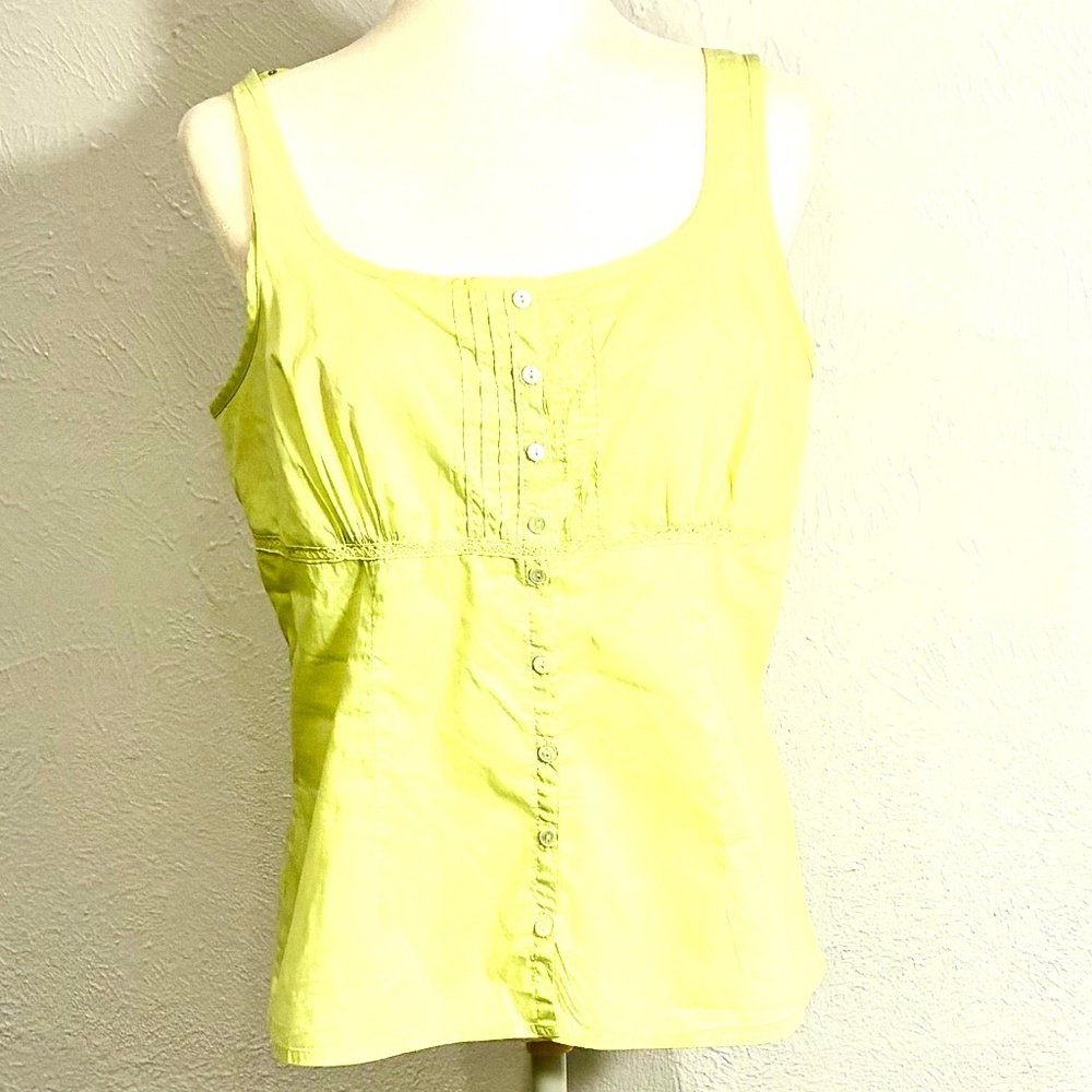 Eddie Bauer 100% Cotton Button-Up Sleeveless Blouse, Size 10, Crochet Detail